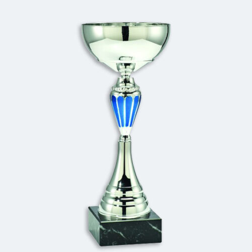 Bergamo - Pokal i silver med blå detaljer och svart marmorsockel (24411)
