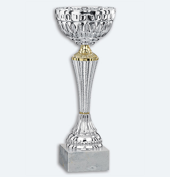Cabar - Pokal i silver med guld dekor och vit marmorsockel (41261)